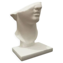 Tête en plâtre