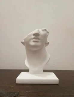 Tête en plâtre