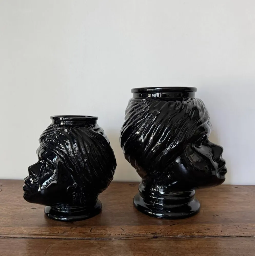 2 têtes en verre représentant des Maures