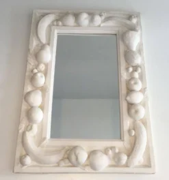 Unique miroir décoratif en plâtre à décors de fruits