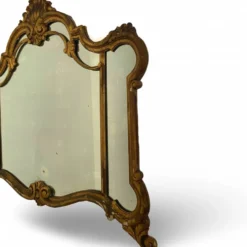 Un miroir mural vénitien spectaculaire, du milieu du 19e siècle.