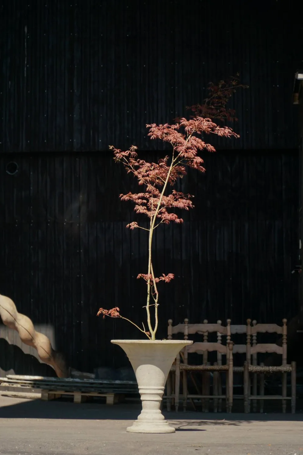 Urne / jardinière en béton moulé, milieu du 20e siècle, Scandinavie, années 1970