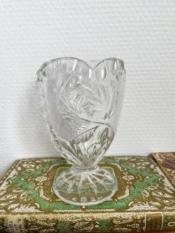 Vase allemand en cristal et forme de cœur