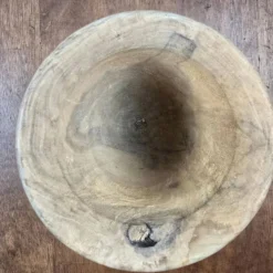 Vase ancien en bois tourné, olivier ou bois fruitier