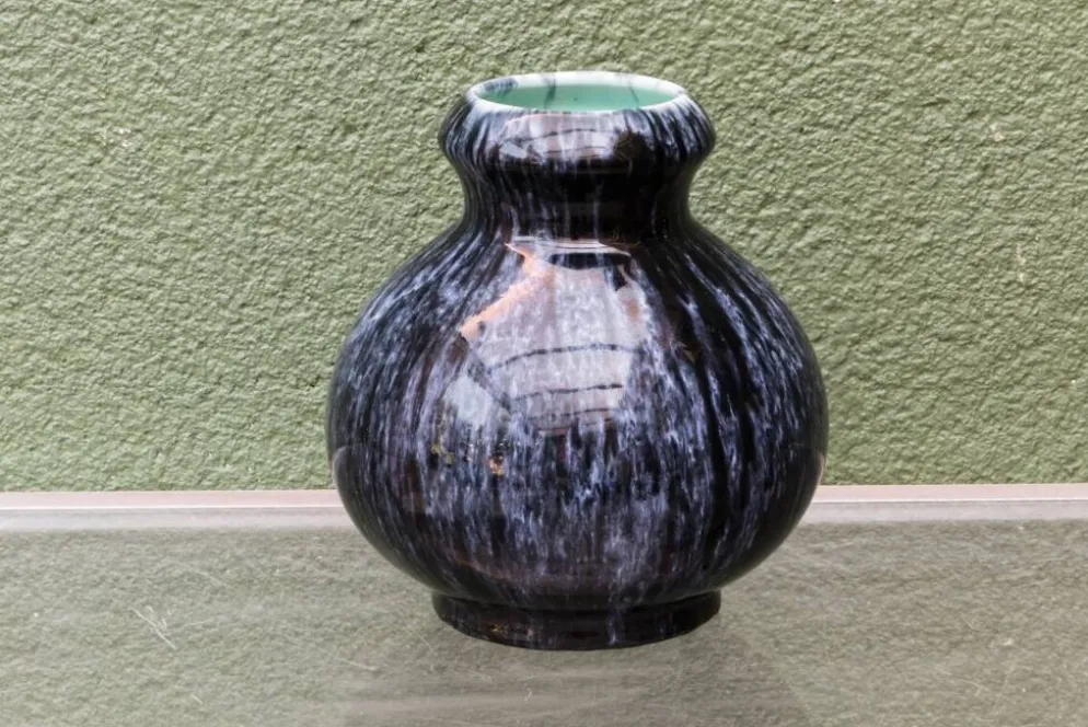 Vase boule Boch Frêres Keramis, art déco
