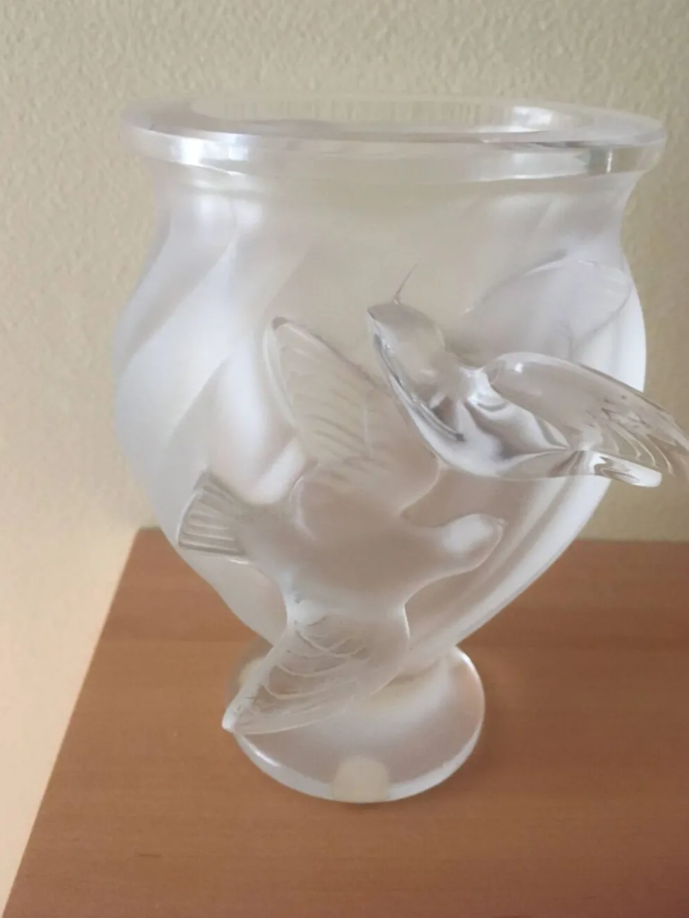 Vase cristal ancien signé Lalique