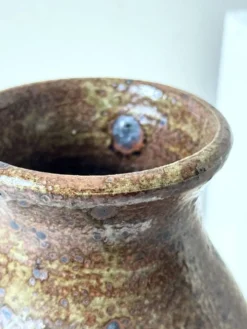 Vase d'atelier francais en gres pyrité vers 1950