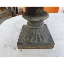 Vase en fonte 19ème 