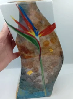 Vase en porcelaine d'art fait main signé J. Rozio – Décor Oiseau de Paradis