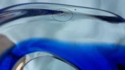 Vase en verre bleu style Murano