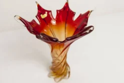 Vase en verre de Murano par Fratelli Toso signé Murano orange et rouge