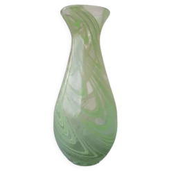 Vase en verre à liseré vert