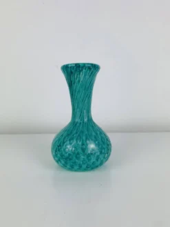 Vase en verre soufflé vert/bleu vintage