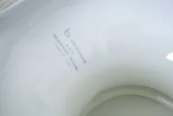 Vase et colonne surdimensionnés en céramique blanche de Tommaso Barbi, Italie 1970