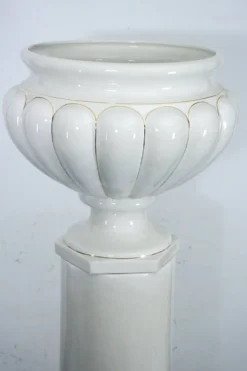 Vase et colonne surdimensionnés en céramique blanche de Tommaso Barbi, Italie 1970