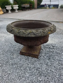 Vase médicis en fonte du XIXème