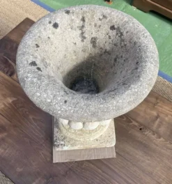 Vase Médicis en pierre reconstituée des années 70