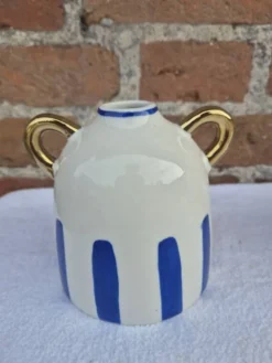 Vases kantharos mer Égée