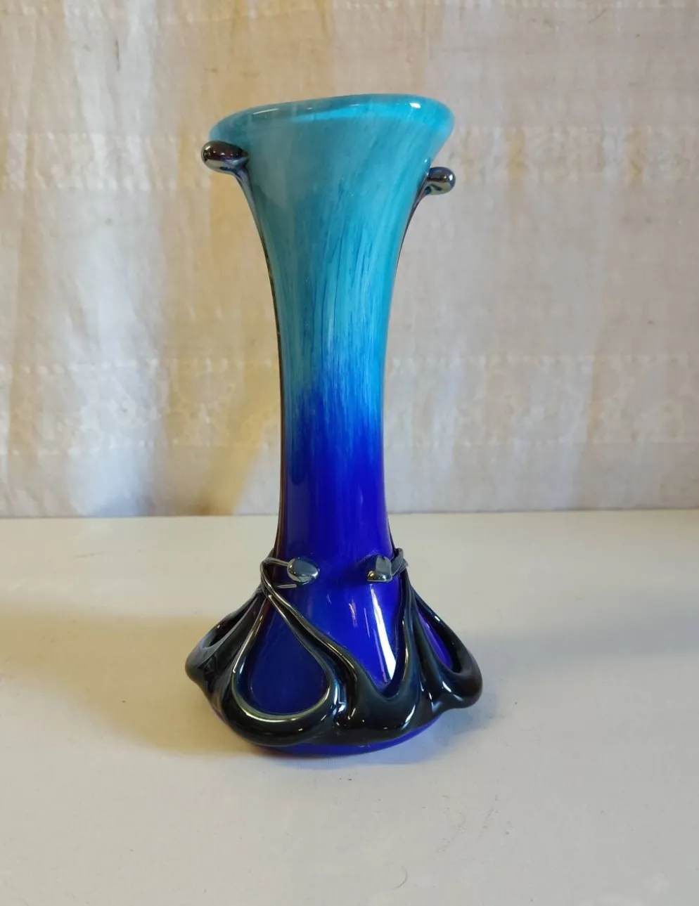 Vase style Art-Nouveau en verrerie de Biot par J.M. OPERTO - mid. XXe