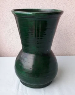 Vase vert en céramique Longchamp