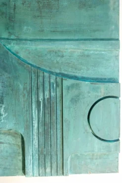 Victoire de Segonzac. Panneau triptyque sculpté et cuivré. Contemporain