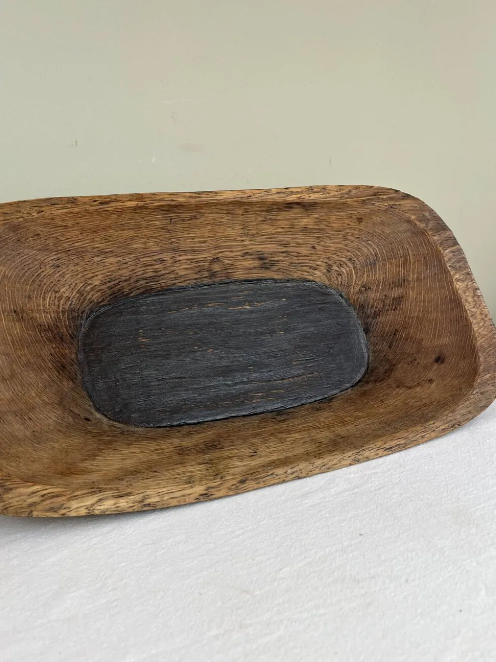 Vide poche ancien en bois sculpté
