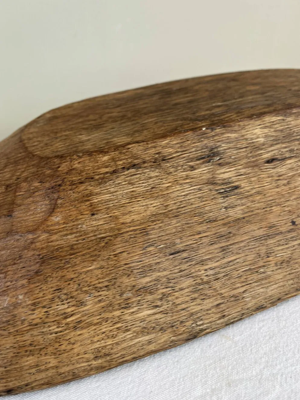 Vide poche ancien en bois sculpté