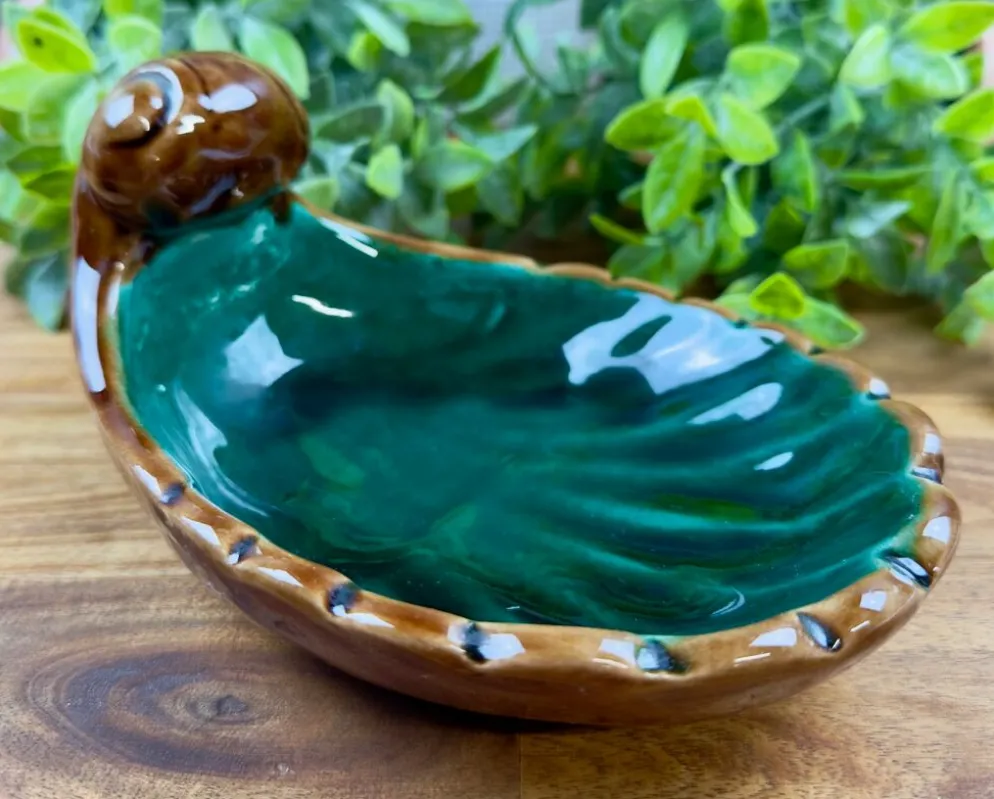 Vide-poche décoratif en céramique forme feuille – vintage