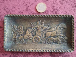 Vide poche en bronze 15,3 X 8 cm 265 grammes signé Max Le Verrier très bon