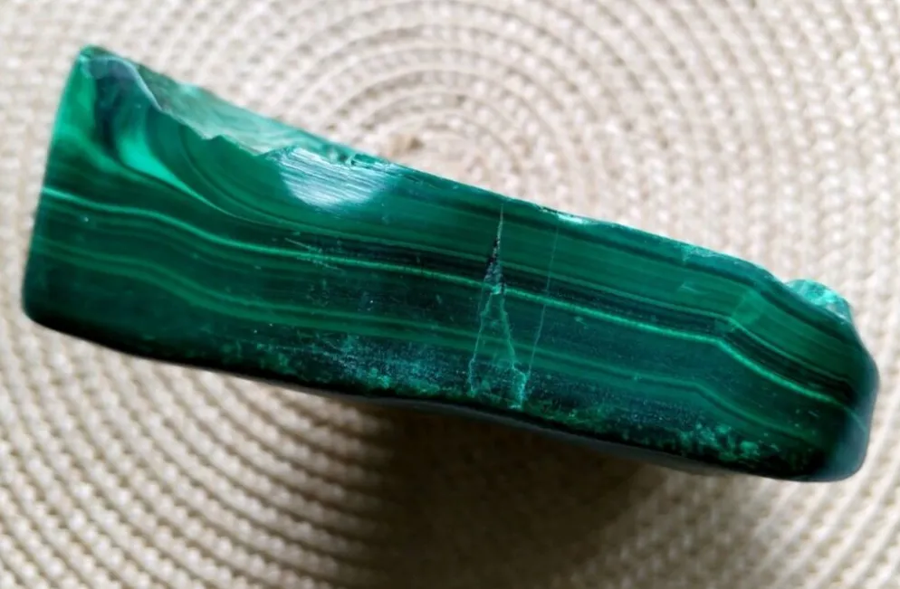 Vide-poche en malachite naturelle du Congo