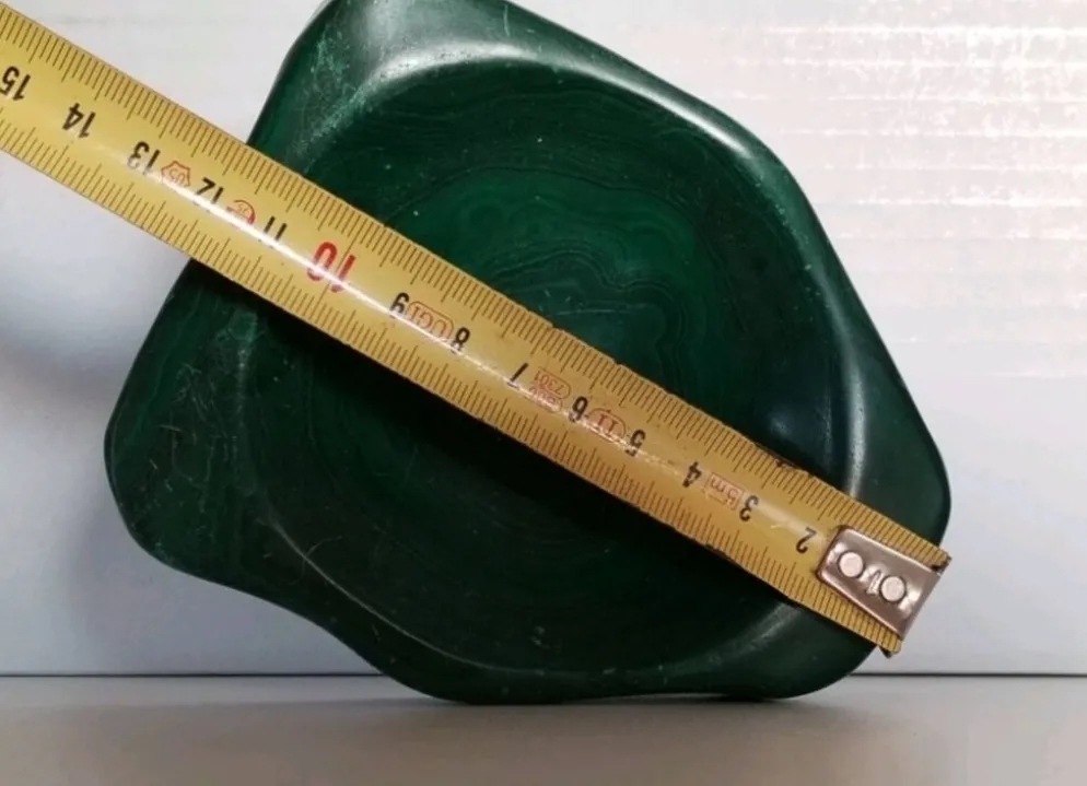 Vide-poche en malachite naturelle du Congo