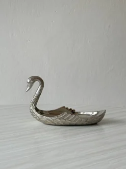 Vide poche en métal argenté forme cygne