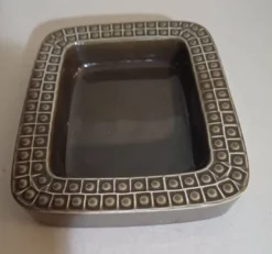 Vide-poche Kub Gunnar Nylund pour Rörstrand – Céramique scandinave, années