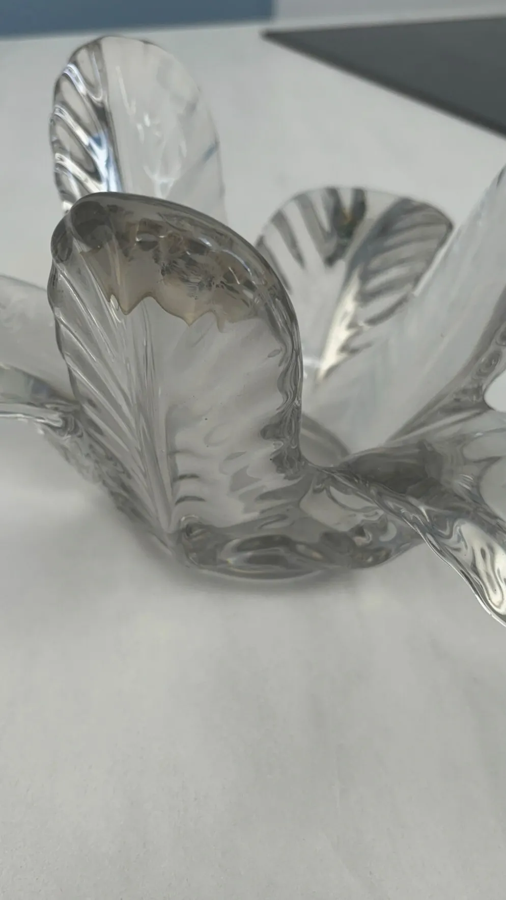 Vide-poche vintage Vannes-le-Châtel en cristal formant fleur