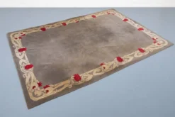Vintage Limited Edition Italian rug ‘Tulipano’ from Voghi for Villa d’Este
