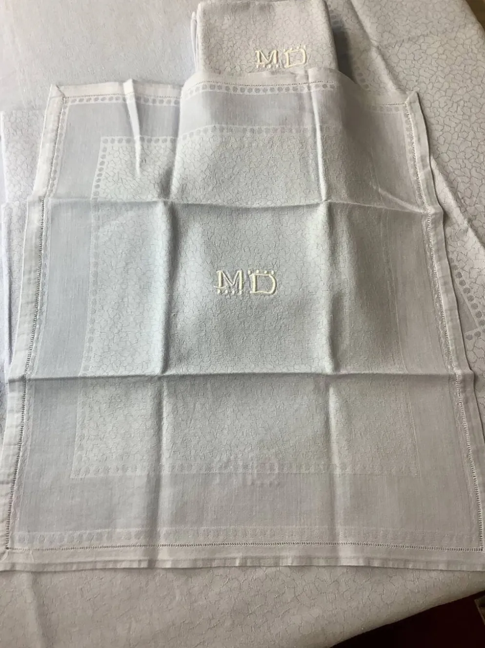 Vintage nappe & serviettes damassés monogramme