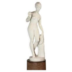 Vénus à la pomme, d’après le modèle de Bertel Thorvaldsen en marbre reconstitué, XXème siècle