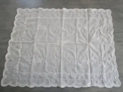 Voile De Berceau ancien avec dessus de lit assorti