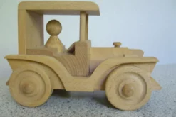 Voiture bois de style Citroën C3