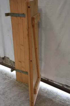 Volet en bois double battants repliable