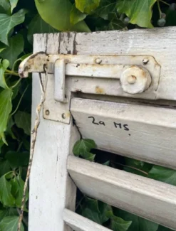 Volets anciens persiennes bois
