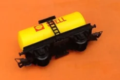 Wagon Citerne Shell / Wagon Citerne Azur Echelle : 1/87ème