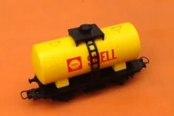 Wagon Citerne Shell / Wagon Citerne Azur Echelle : 1/87ème
